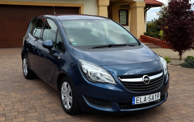 Opel Meriva cena 30900 przebieg: 149000, rok produkcji 2015 z Ustka małe 326